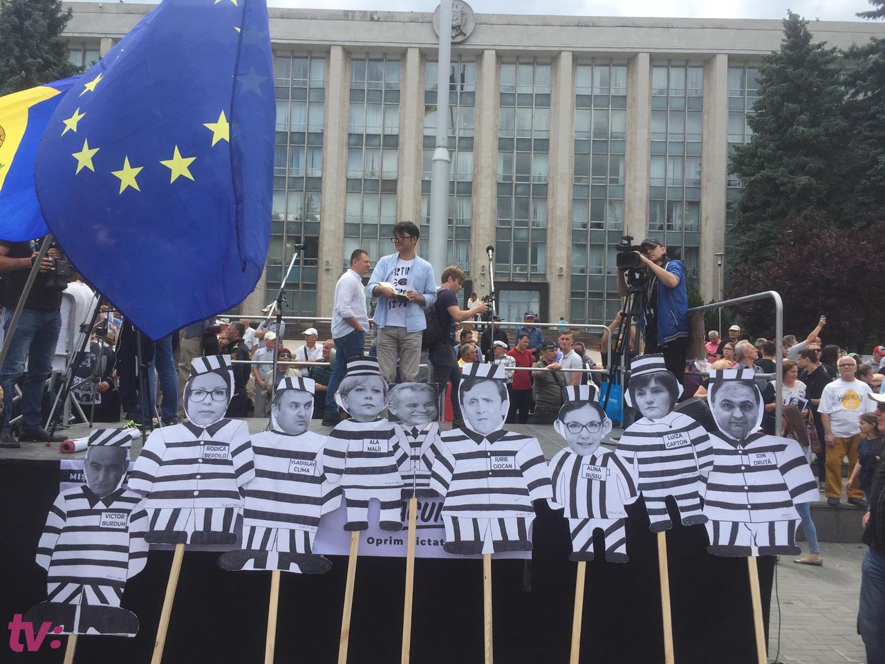 В центре Кишинева прошел массовый протест