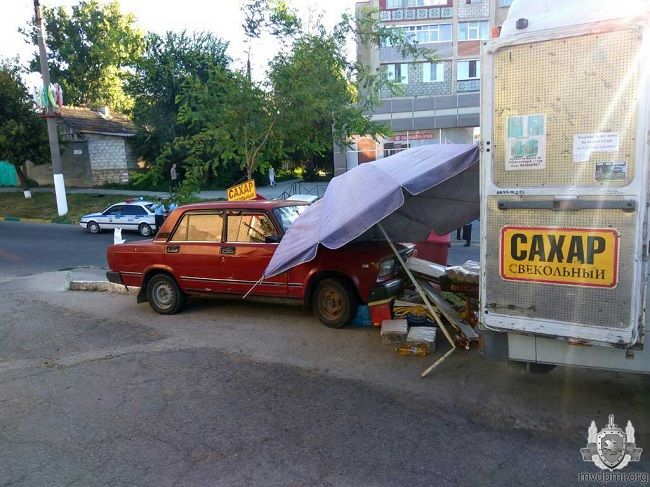 В Дубоссарах автоледи на «Жигулях» снесла прилавок