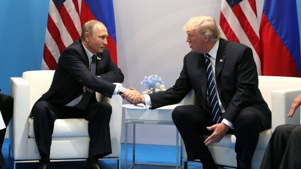 Хельсинки готовится к саммиту Путина и Трампа: пиво, блины и протесты