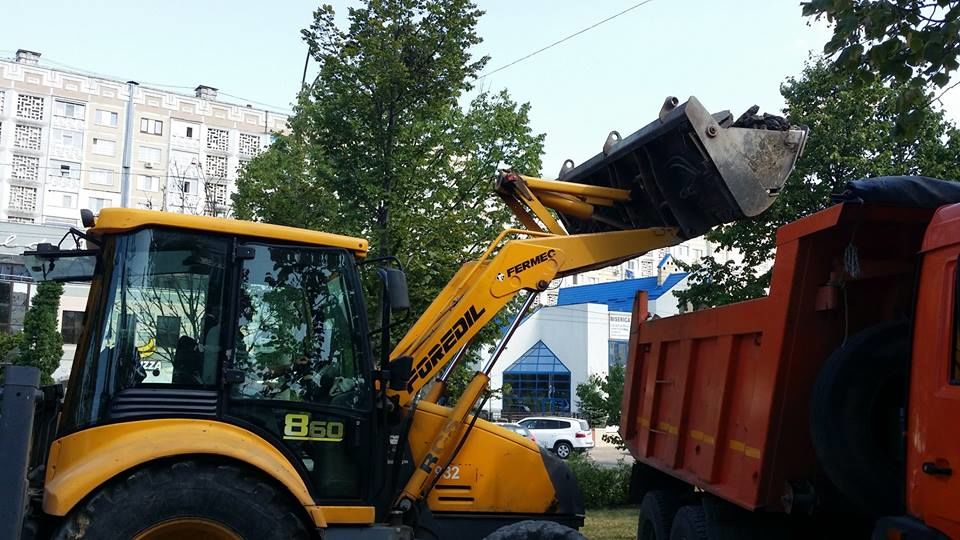 На Чеканах начался ремонт бульвара Мирча чел Бэтрын