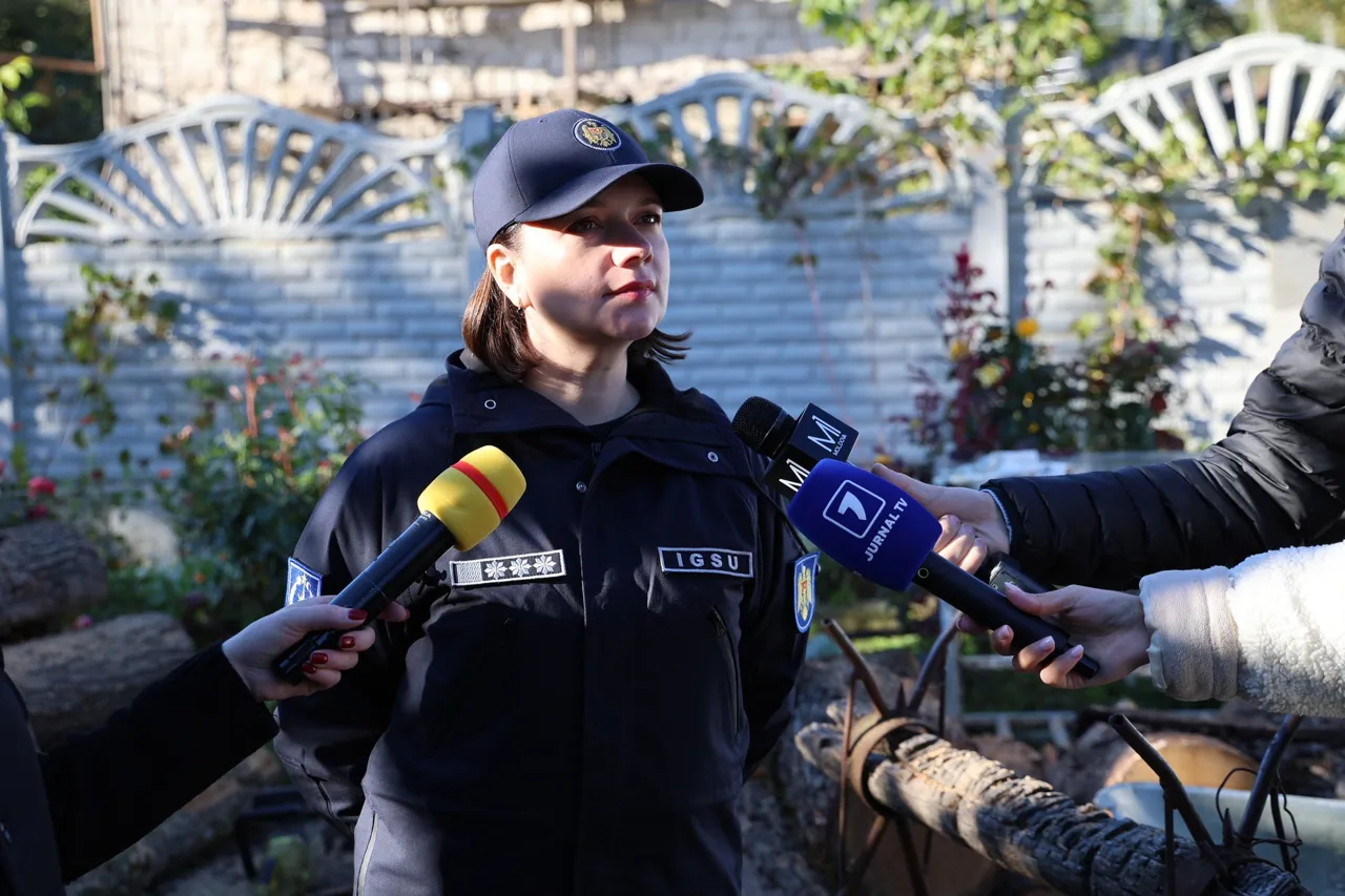 Salvatorii și pompierii verifică sobele din gospodării