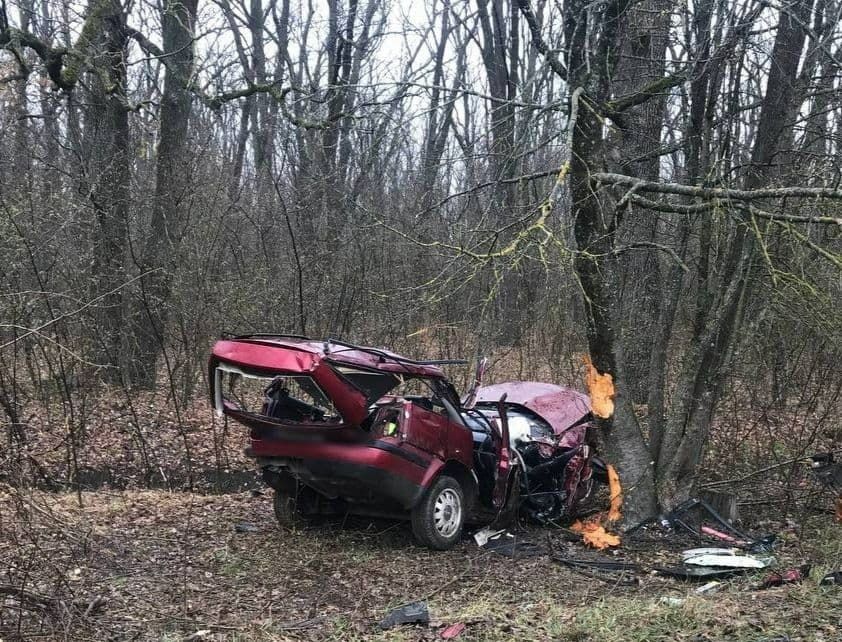 В Окницком районе произошло ДТП: погибли два человека