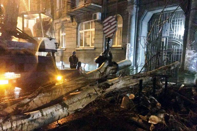 Снежная буря парализовала Одесскую область и приближается к Молдове