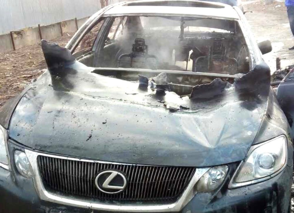 В Одессе сожгли Lexus с бизнесменом внутри