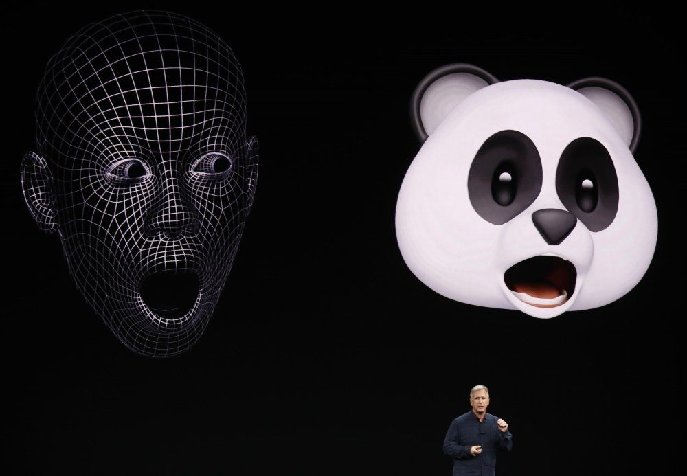 На презентации iPhone X не сработала функция распознавания лица