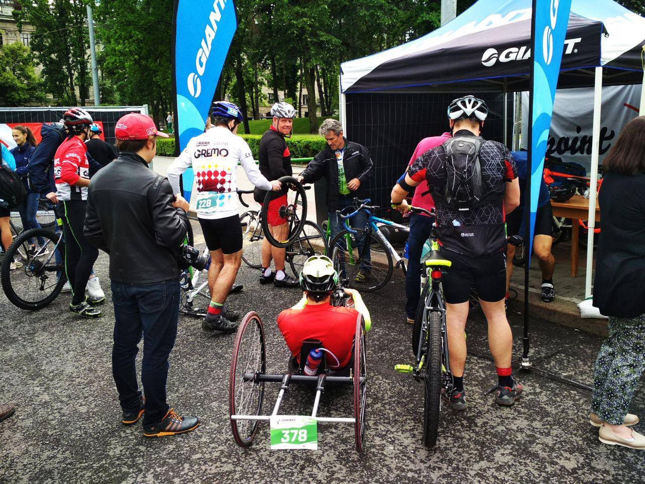 В Кишиневе проходит городская велогонка “Chisinau Criterium 2018”