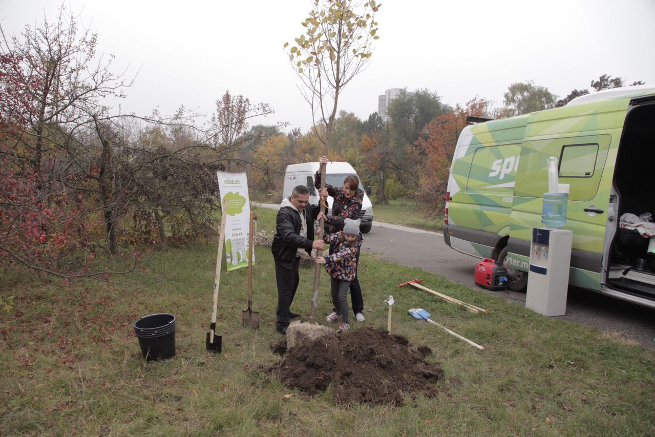 Verde.md проводит в столице первую посадку деревьев