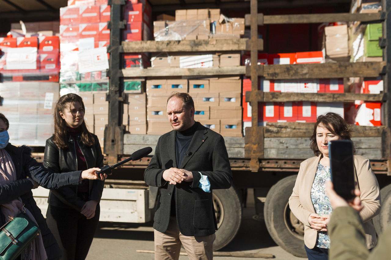 Kaufland передала гуманитарную помощь на сумму в 2 миллиона леев
