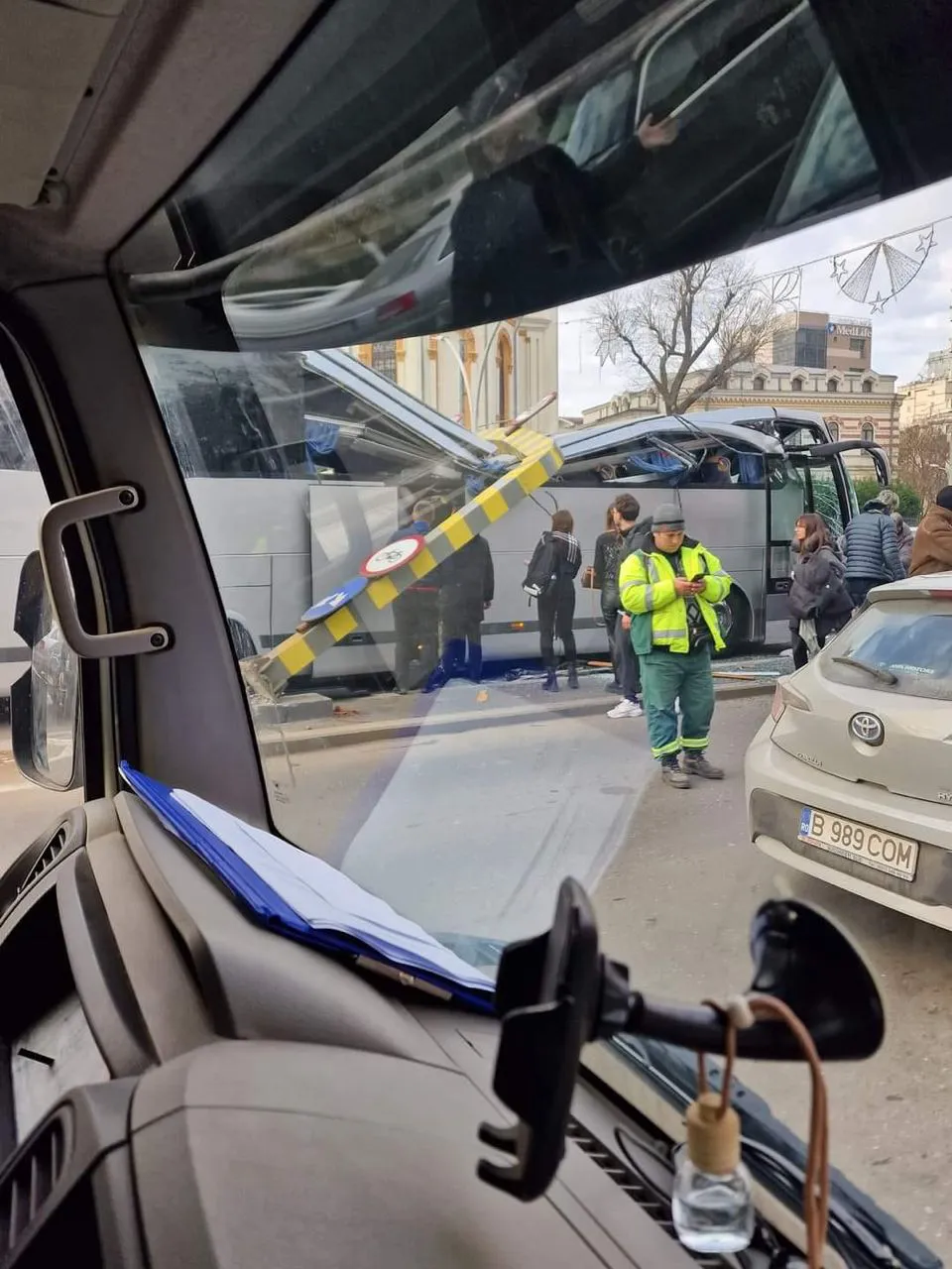 В Румынии в аварию попал автобус с туристами из Греции: есть жертвы