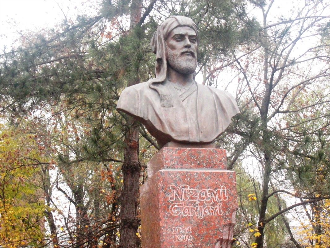 В Молдове запланированы мероприятия, посвященные 880-летию азербайджанского поэта