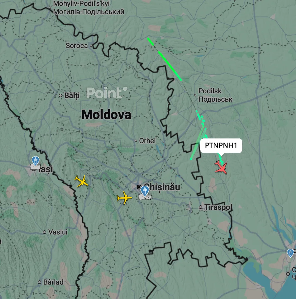 В небе над Украиной замечен самолет с позывным PTNPNH1