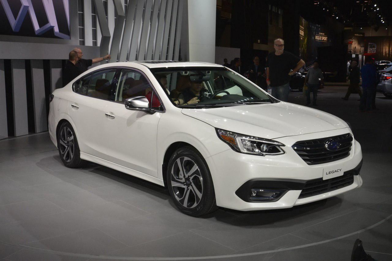 В Чикаго представлен новый Subaru Legacy с турбированным двигателем