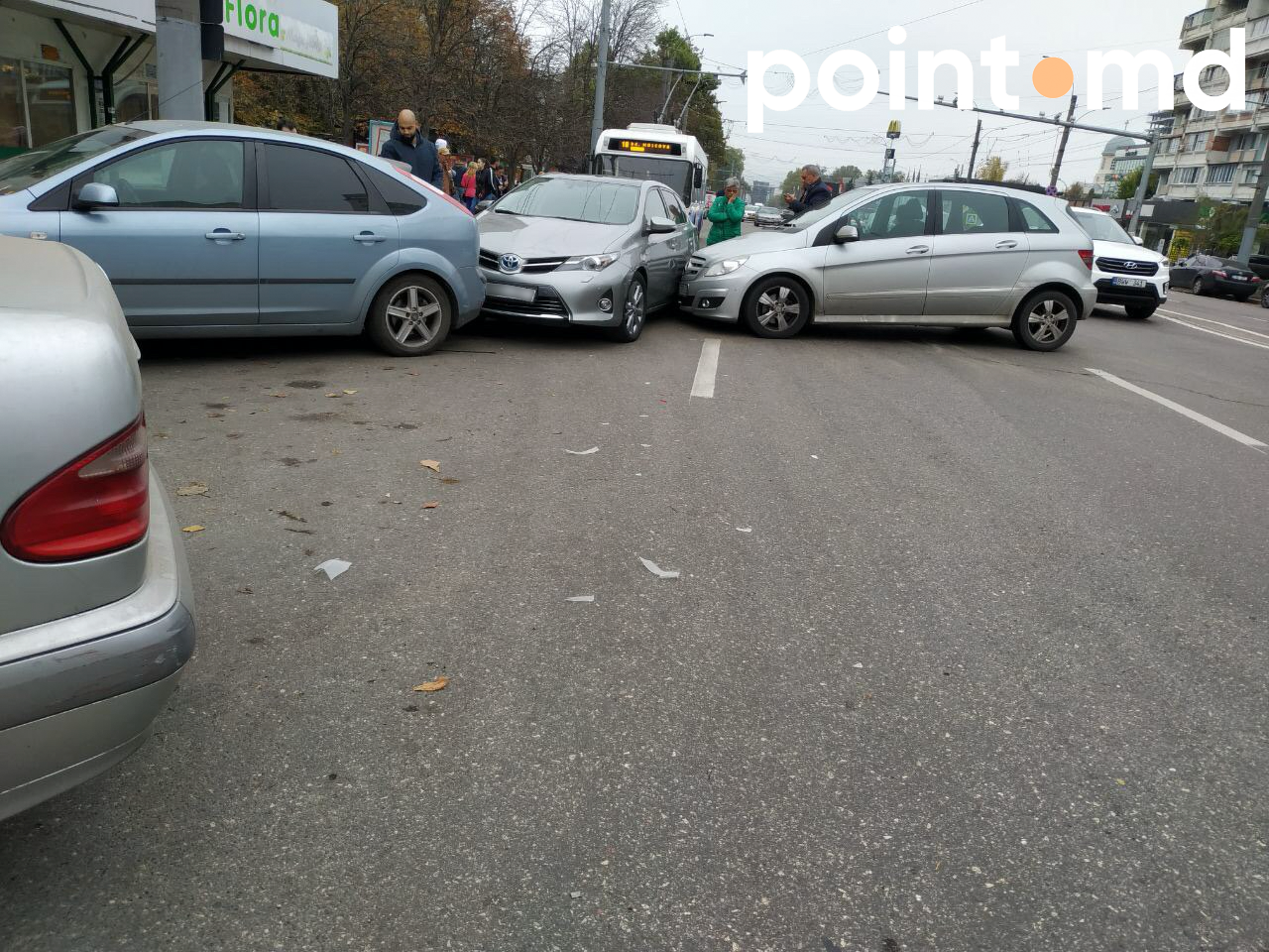 На Рышкановке из-за ДТП образовалась большая пробка