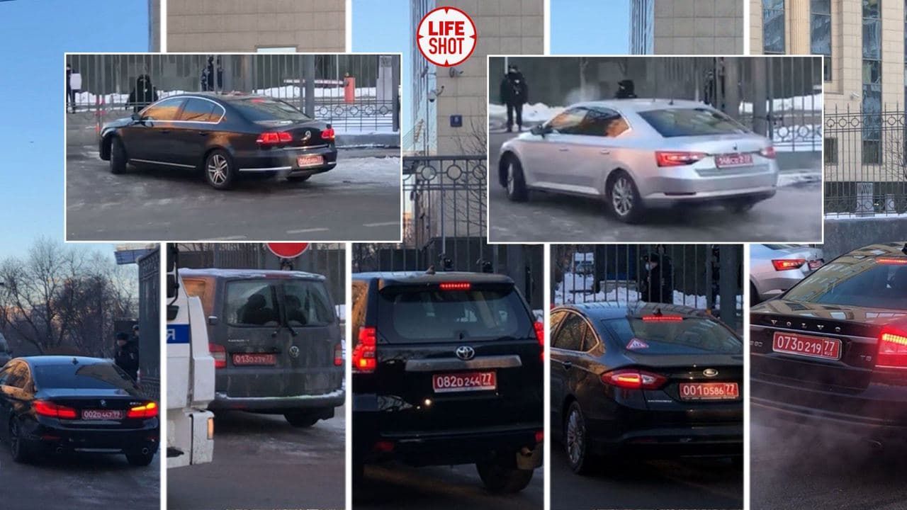 Дипломаты 14 стран приехали на суд по Навальному