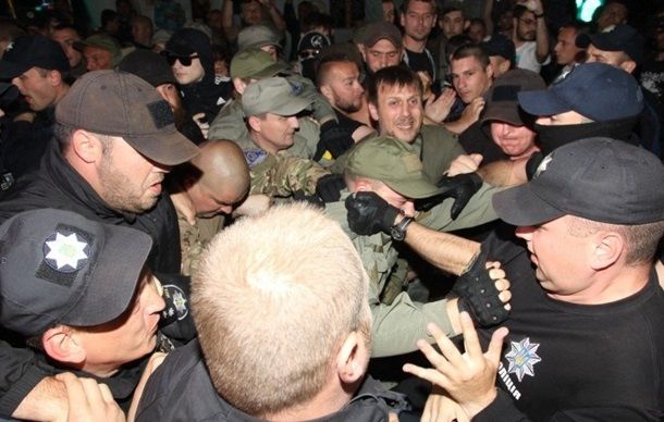 В Одессе отменили концерт Лободы из-за протестов