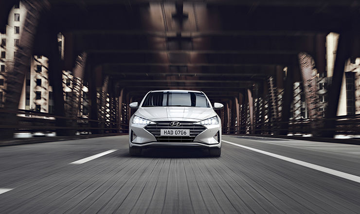 Радикальное изменение: Hyundai Elantra 2019 ®