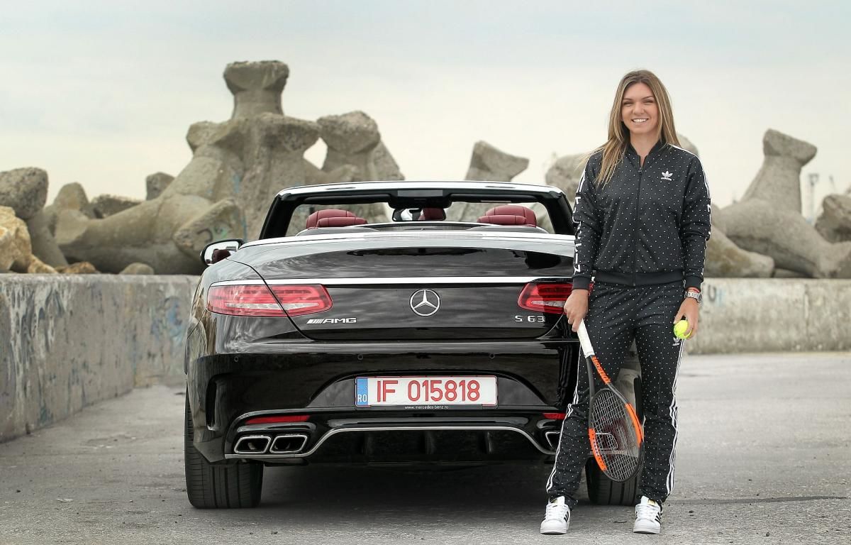 Imagini spectaculoase cu limuzina de lux condusă de Simona Halep