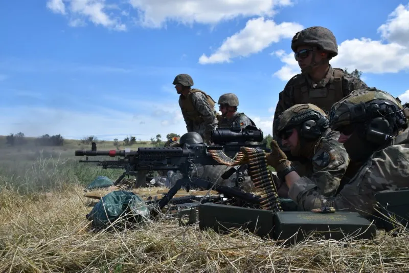 După exercițiile din România, tehnica militară a Armatei Naționale se va deplasa pe drumurile țării