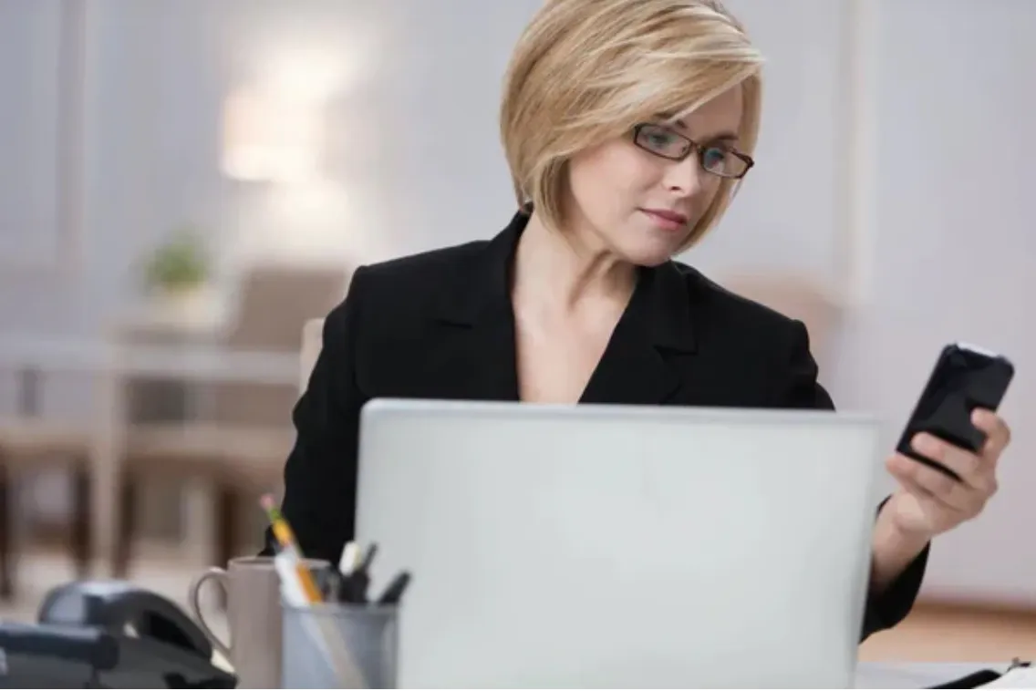 Optica Familiei: Подарите вашим глазам очки с защитными линзами ZEISS DuraVision® Blue Protect