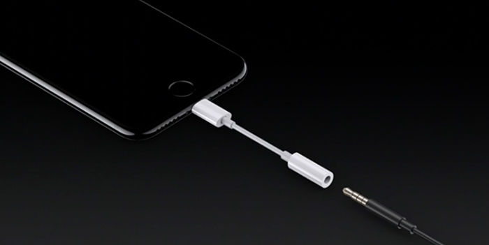 Apple представила iPhone 7