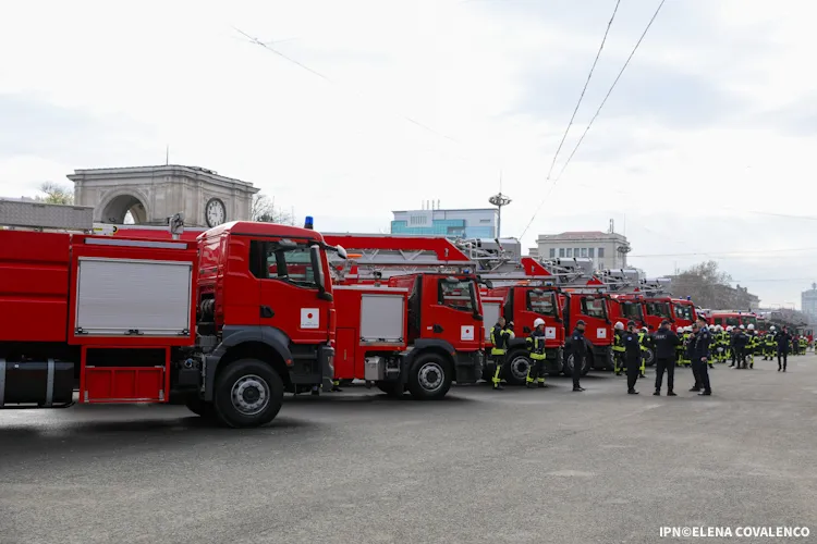 Moldova primește 19 autospeciale de intervenție pentru situații de urgență