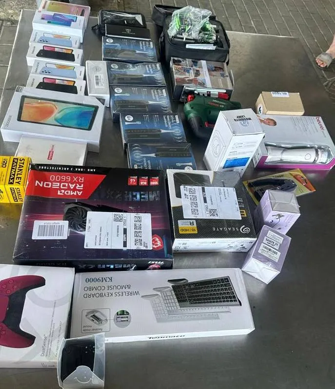В Молдову пытались ввезти незадекларированные планшеты и телефоны