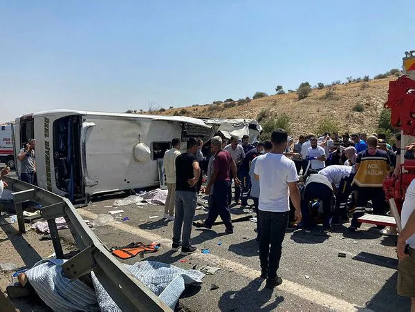 В аварии с автобусом в Турции погибли 15 человек