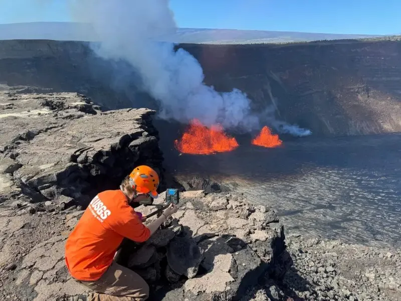 Pe insula Hawaii a început erupția vulcanului Kilauea