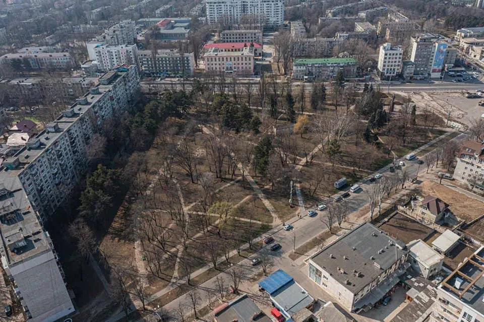 Начались работы по благоустройству парка в столичном секторе Ботаника