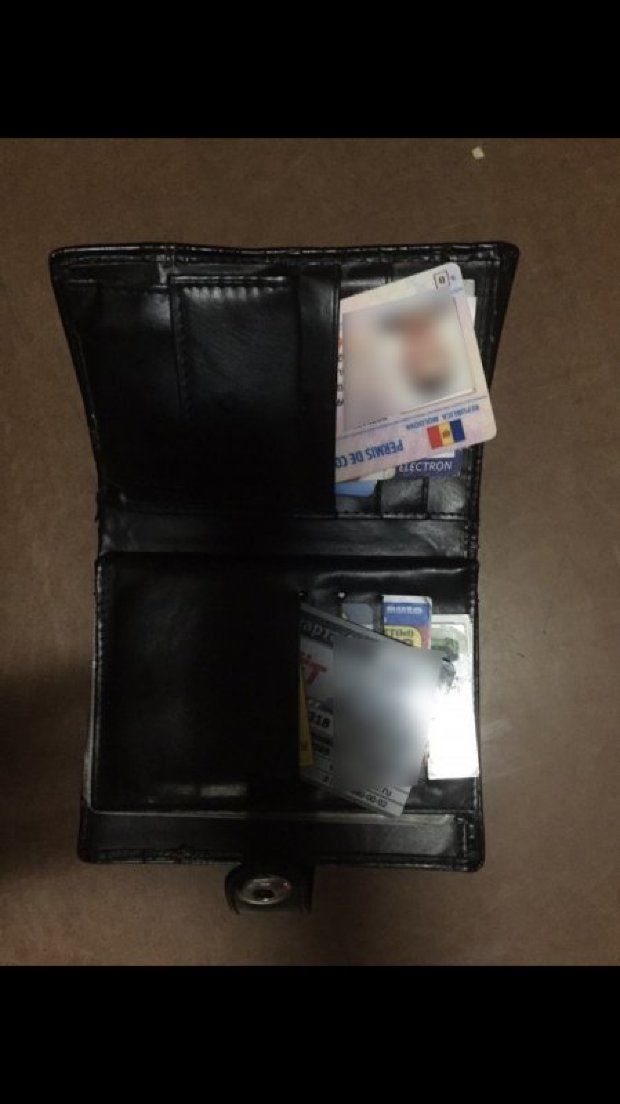 Скулянские пограничники обнаружили у 22-летнего молдаванина поддельные права