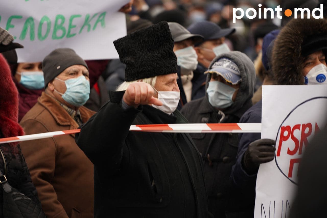 Санду потребовала немедленной отставки правительства