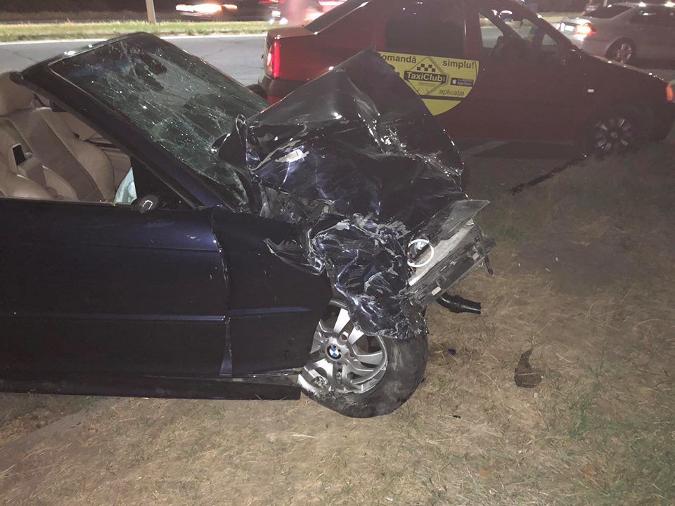 На Ботанике произошло ДТП с участием BMW: есть погибший