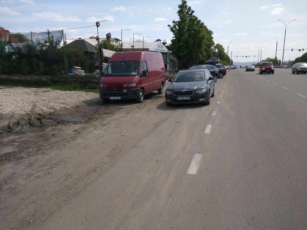Трассу Кишинев-Сороки освободят от нелегальных торговцев