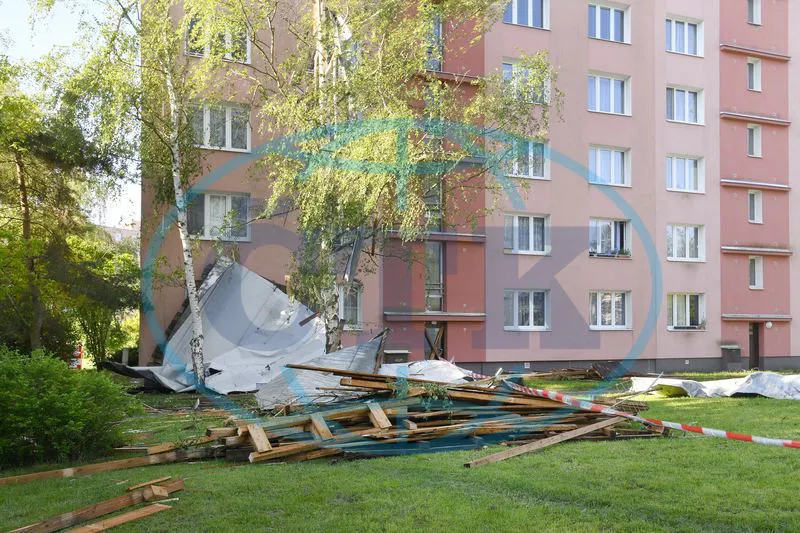 Чехия пострадала от сильных штормов с градом
