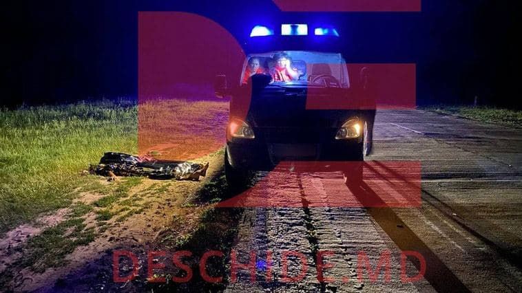 На трассе в Страшенском районе автомобиль насмерть сбил пешехода
