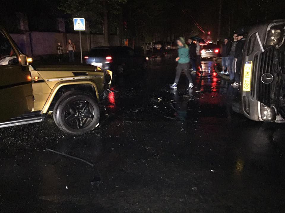 В центре Кишинева произошло серьезное ДТП с участием маршрутки