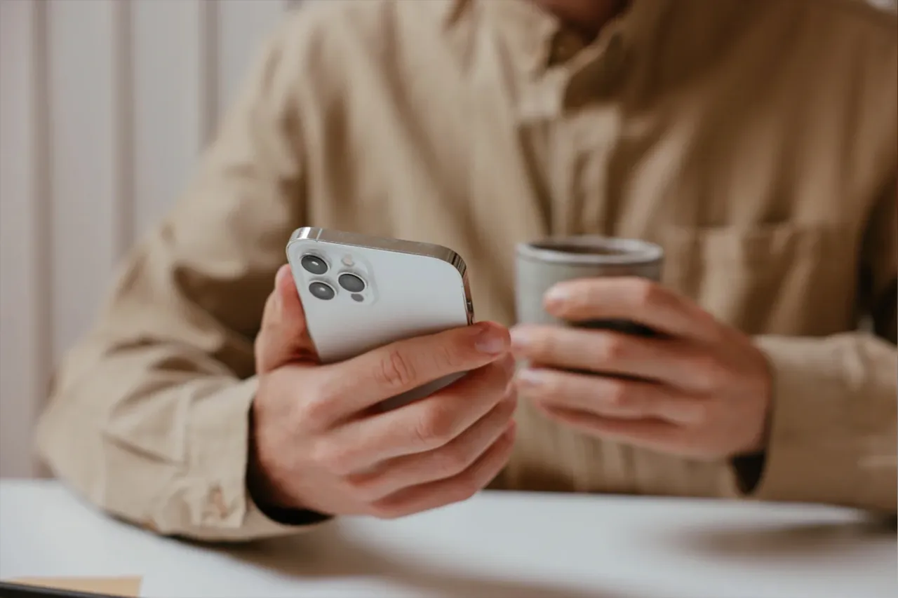 Apple: Проводим лето ярко: топ советов по выбору камеры телефона и поиску идеальных летних ракурсов