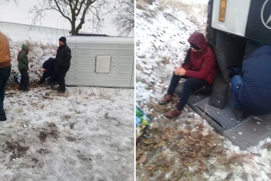 В Леово перевернулся рейсовый микроавтобус, пять человек пострадали