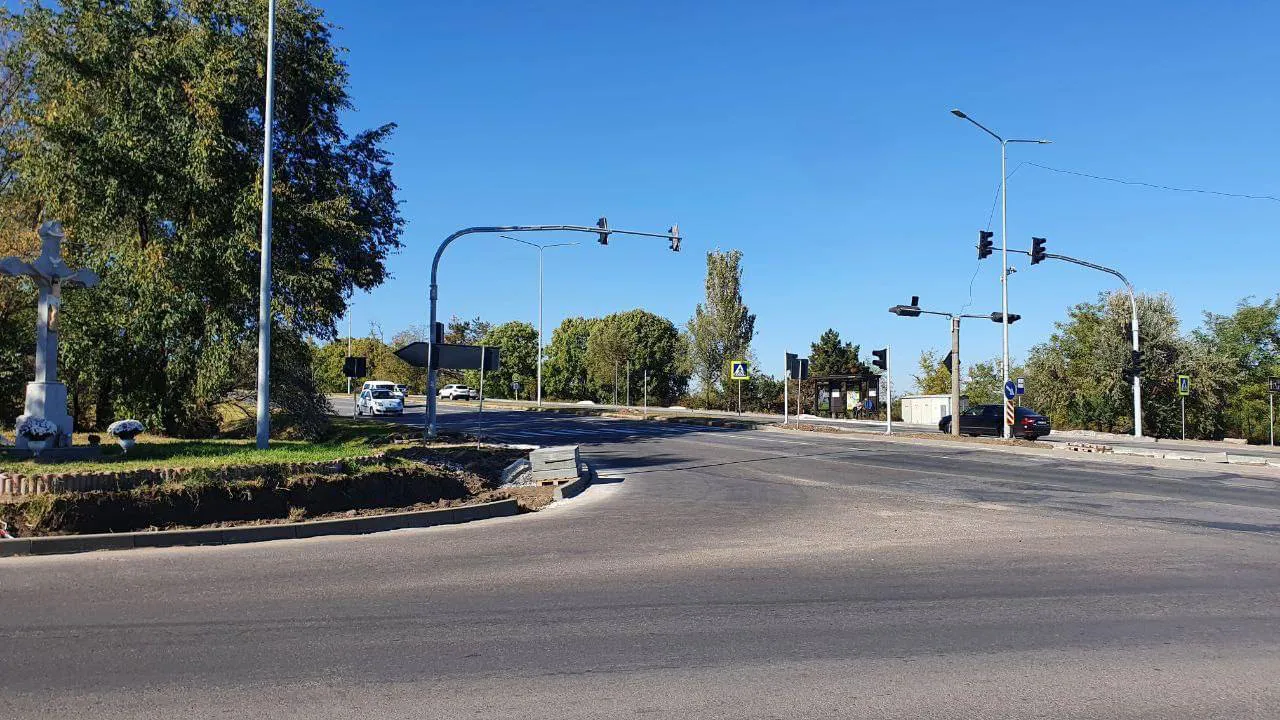 На первом перекрестке в Кишиневе установлены умные светофоры