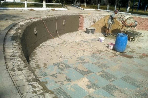 В Бешалме отреставрируют центральный фонтан села