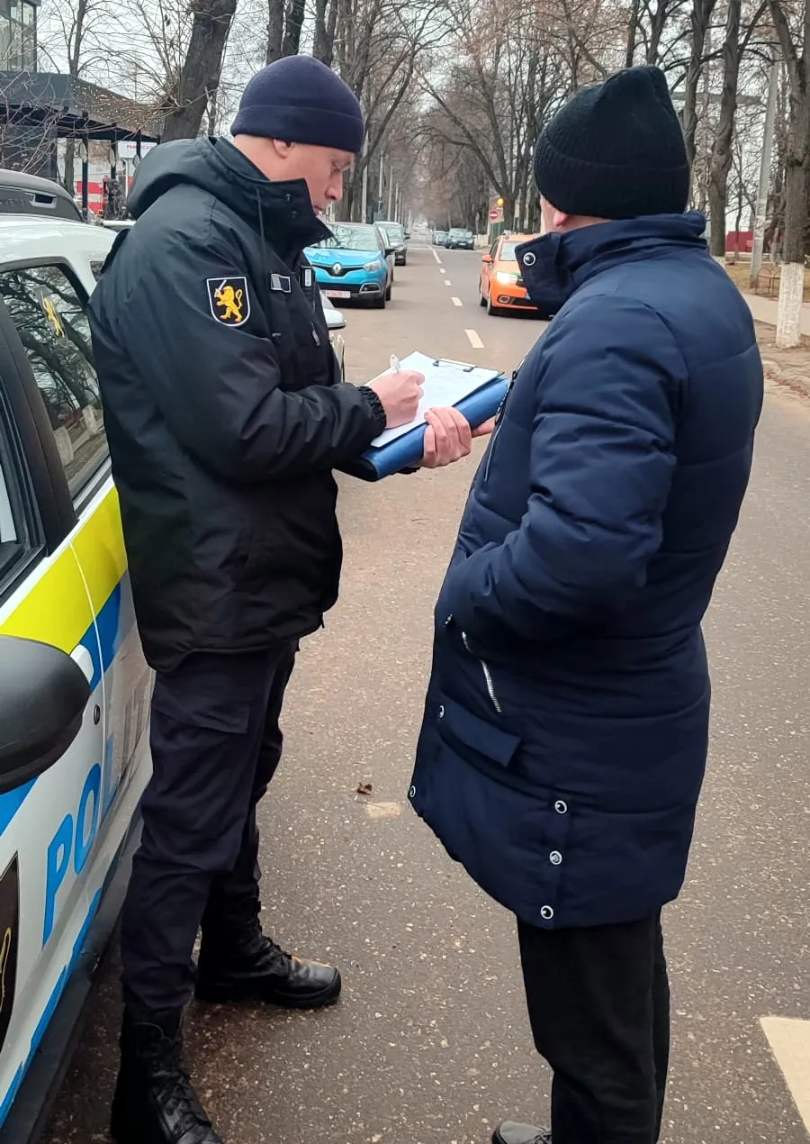 Scandal la Ungheni: O intervenție pentru câinii fără stăpân s-a încheiat cu apel la 112