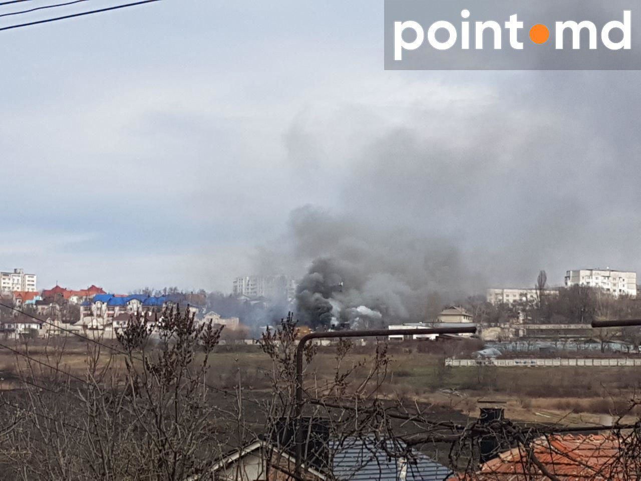 В столичном пригороде Кодру произошел пожар