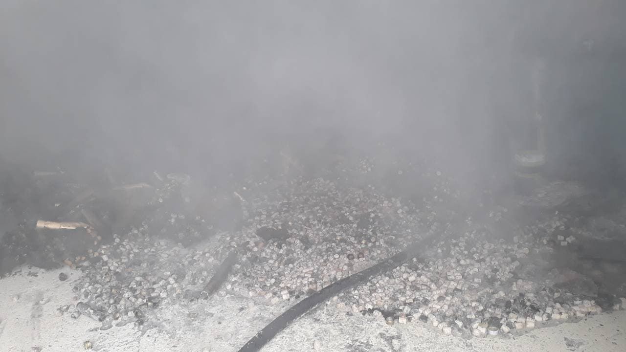 На одном из кишиневских складов вспыхнул пожар