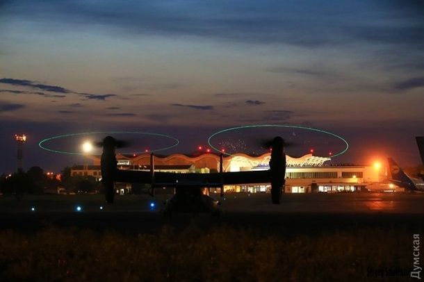В Украину впервые прилетели конвертопланы США
