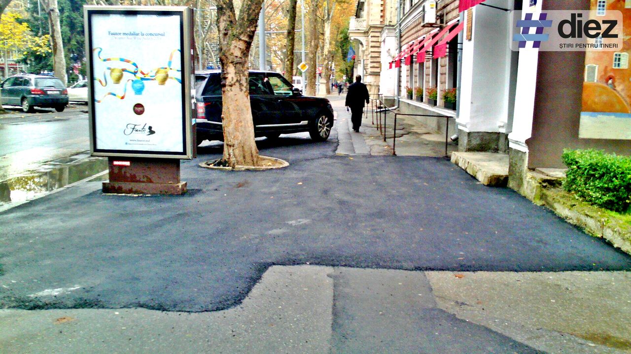 Жители Кишинева возмущены «преображением» тротуара на улице 31 августа
