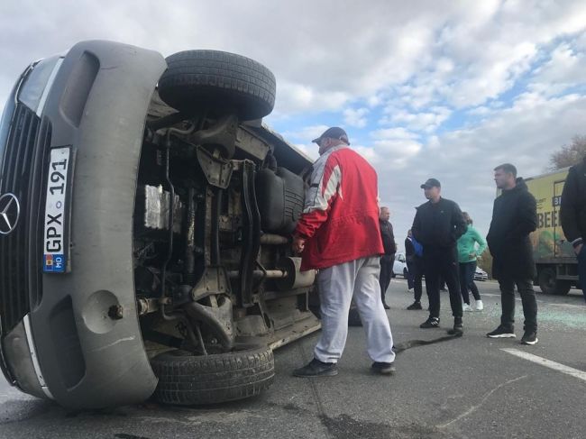 В Оргеевском районе произошло ДТП с участием двух микроавтобусов