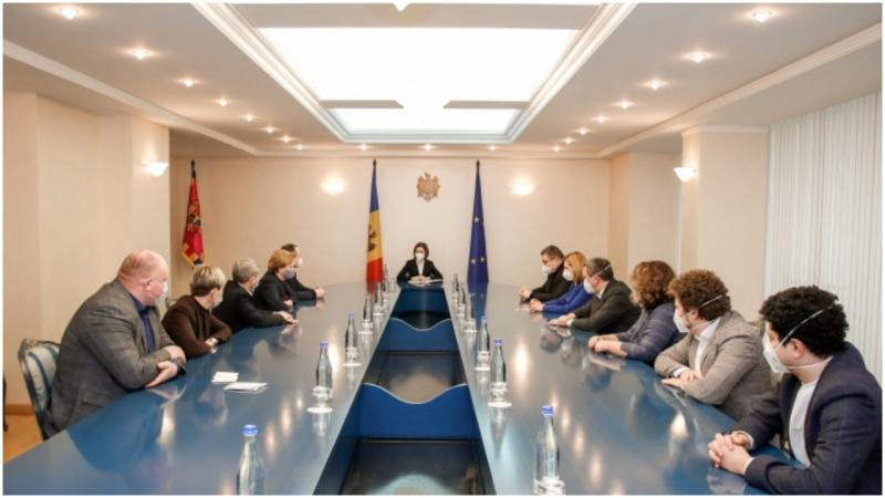 Санду: В контексте событий я провела встречу с депутатами ПДС и ПСРМ