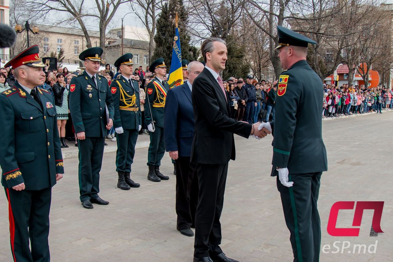 День бригады отметили в центре Бельц