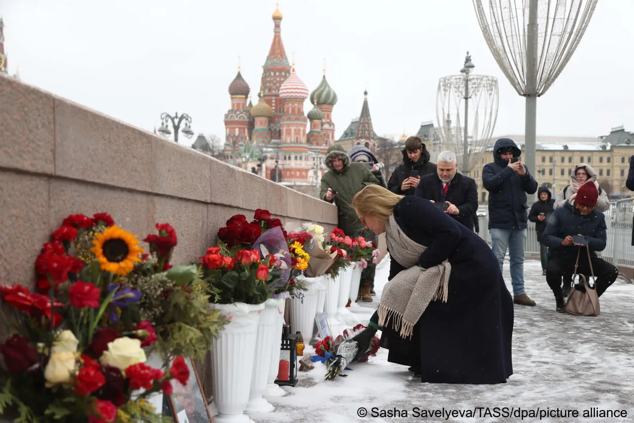 В России проходят акции в память о Борисе Немцове