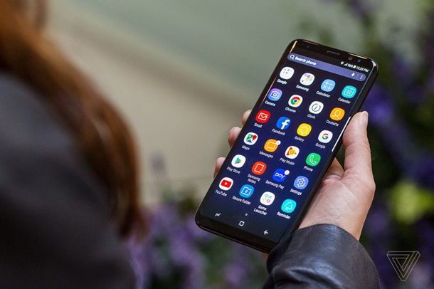 Samsung презентовал флагманский смартфон Galaxy S8